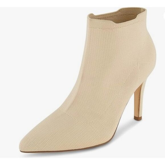 CUSHIONAIRE Shoes - CUSHIONAIRE Genie Dress Booties